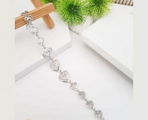 Silver hearts bracelet adjustable