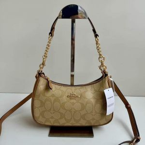 COACH_Teri Shoulder Bag In Signature Canvas dual belts with og box 