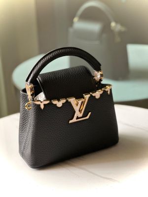 Louis_vuittion_ Capucine Bag with Double Box premium quality with carry bag