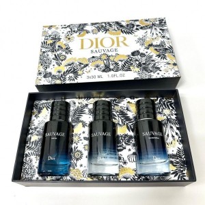 _Dior_Sauvage_Gift_Set_of_3_(476)
