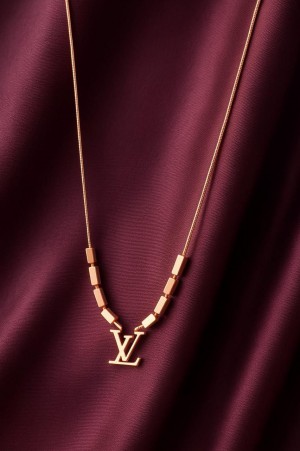 VL design rose gold chain