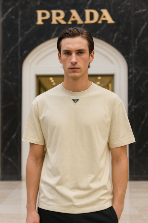 P r a d a a imported t-shirt off-white