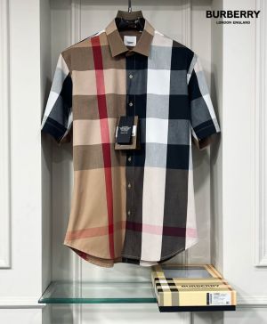 Burberr y Checks Half sleeve Store article Shirt with Original box ( Brown Black )