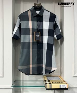 Burberr y Checks Half sleeve Store article Shirt with Original box ( Grey Green )