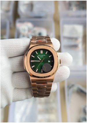 Patek_philippe Nautilus Quartz