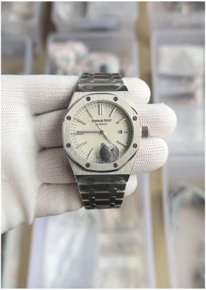 Audemars_piguet royal Oak Quartz