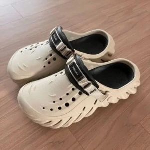 CROC_S LITE RIDE ECHO CLOGS [CREAM  BLACK] 1907025