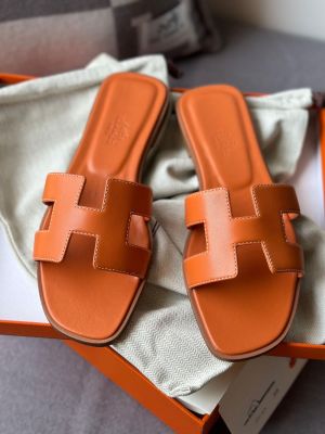 Hermes Oran Orange With Original Box Packing & CarryBag