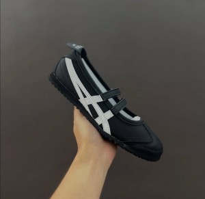 Onitsuka Tiger Mexico 66 X Patou Black White