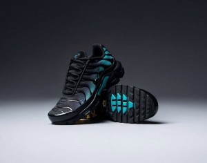 Nikee Airmax Plus TN Black Dusty Cactus