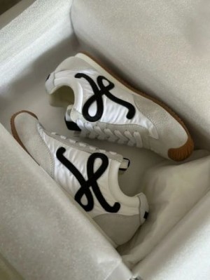 7 A QUALITY BOX PACK PRODUCT WILL BE SHIPPED AS SHOWN IN THE PIC