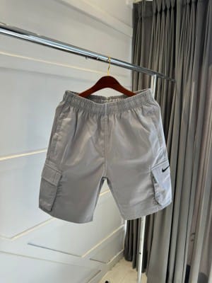 Nik e Premium Cargo Shorts light grey 2012