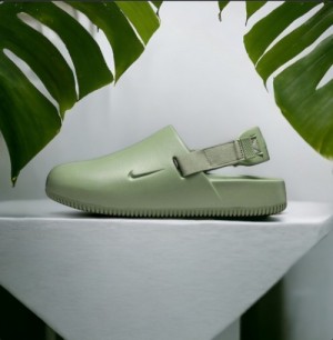 Nike Calm Mule Premium Slide