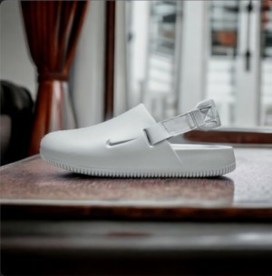 Nike Calm Mule Premium Slide