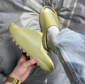Adidas Yeezy Resin Green Premium Slides