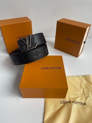 LOUIS_VUITTON EMBOSE BELT WID OG BOX ALL ACCESSORIES 