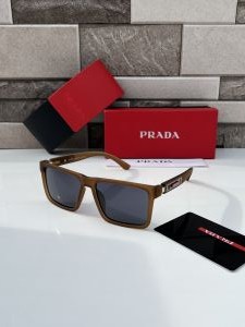 Prada_8947_peach_black