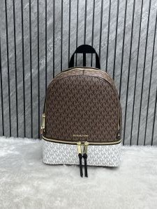 Michael_Kors_Rhea_Backpack_With_DustCover