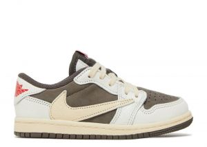 Travis Scott x Air Jordan 1 Reverse Mocha 3