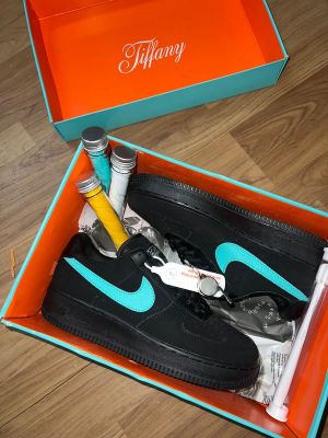 AIR FORCE 1 TIFFANY CO SEMI UA