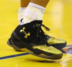 Unde_r Armour Curry 2 Back To Back MVP Men Shoes