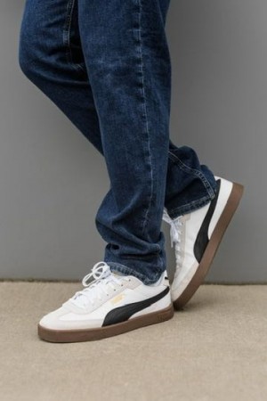 Pum aa club era white