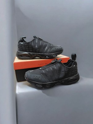 Nikee Airmax Sndr X Kids Of Immigrants Black