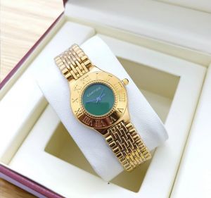 Cartier_Women_Roman_Green_Dial