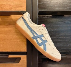 Onitsuka Tiger Beige Blue Gum