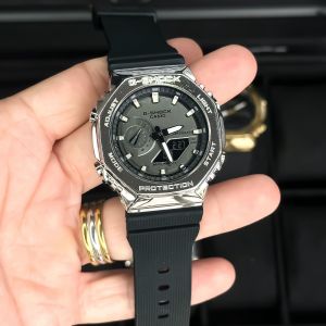 GSHOCK_GM-2100B_SILVER-BLACK
