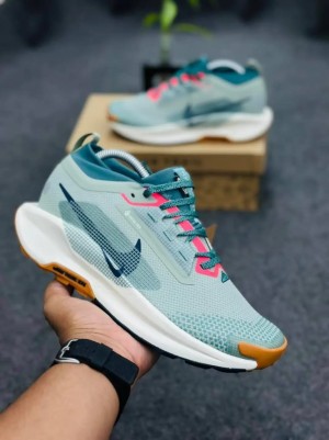 Nikee Pegasus Trail 5 Gore Tex Jade Horizon
