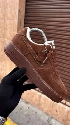 NIKEE AIRFORCE CACAO WOW