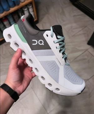 On Cloud Runner 2 Glacier Sage Running Shoes
