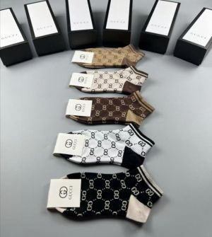 GUCCCI  IMPORTED SOCKS 5 PLEASE SET