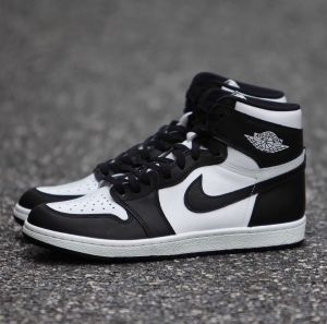 Nik_e Air Jordan Retro 1 Black White Men Shoes