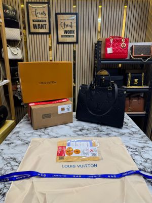 Louis_Vuitton Onthego Mm Empreinte With Double Og Box And Dust Bag (Black)