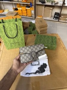 Gucci_gg_dionysus_mini_shoulder_bag_with_ogbox_carrybag_etc(140)