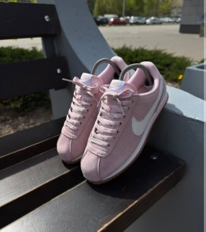 Nikee Cortez Pink Foam