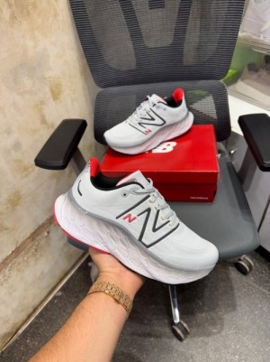 New Balance NB Fresh Foam X More v4 Marathon Cushioned