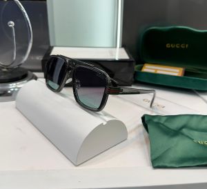 Gucc i Multi Luxury Shade 1295