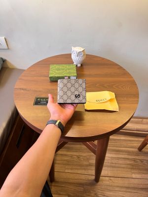 GUCCI_PREMIUM_LEATHER_WALLET_WITH_OGBOX_CARDS_DUSTBAG_TAGS_ETC_F172_(BLACK)