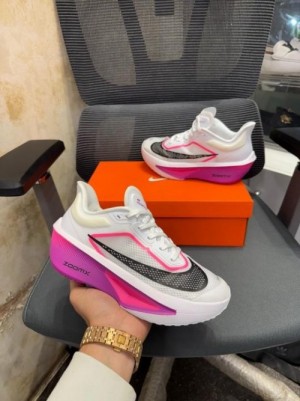 Nikee Air Zoom Fly 6 White Purple
