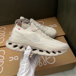 Loew_e x On Cloudtilt Sand Women Shoes