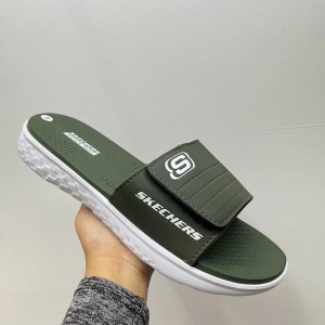 skecherss goga mat ultra light slides