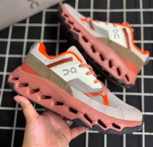 On Cloud Monster Running Fog Mahogany