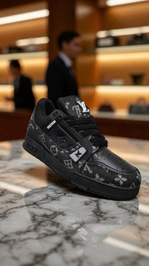 Louis Vuitton Trainer Black Denim With All Accessories