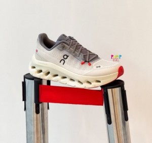 On Cloudtilt Running Rock Sand 777