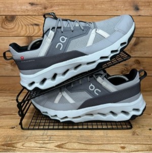 On Cloud Horizon Chalk Seedling On Running