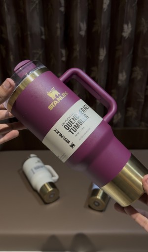 Stanley Quencher Tumbler Copper Bottom Wine