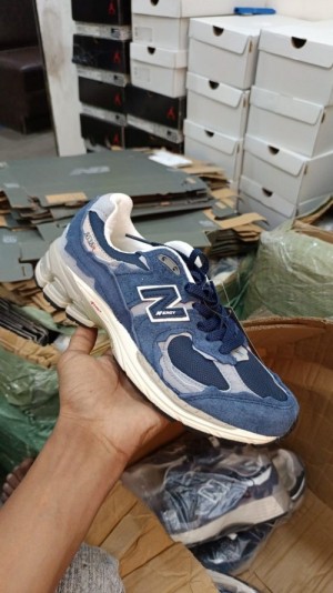New Balance 2002R Protection Pack Navy Grey 221 Royal New Balance 2002R Protection Pack Navy Grey 221 Royal
